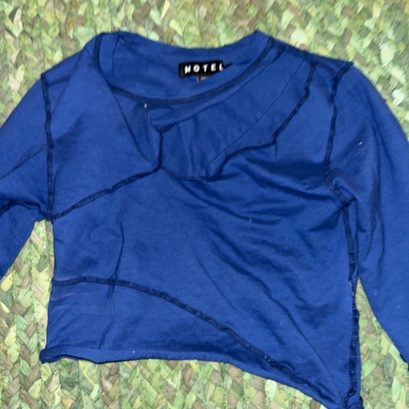 Long sleeve blue seam detail shirt - Picture 3 of 5